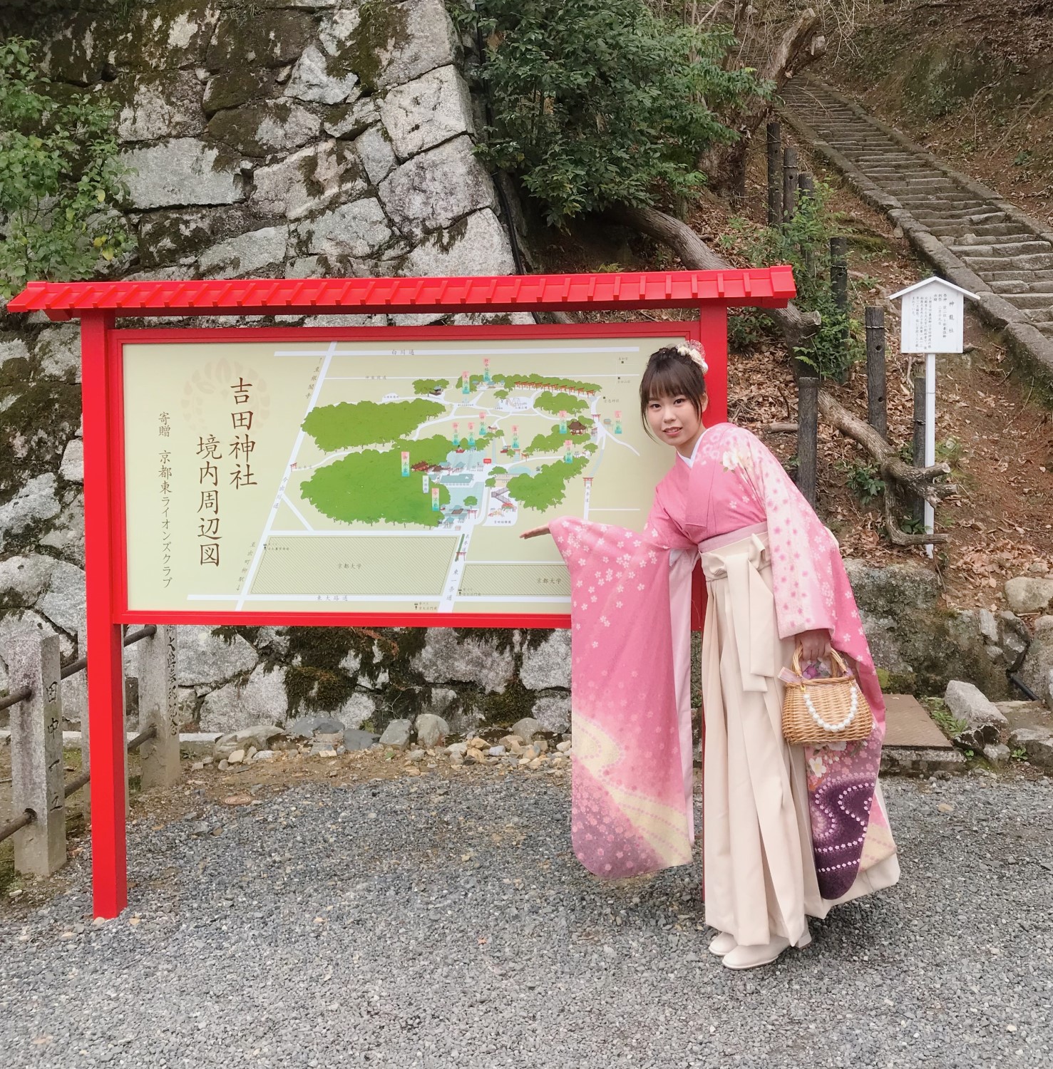 殷 悦 さん